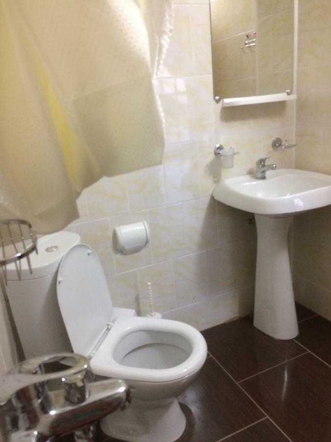 غوداوتا Hotel 777 المظهر الخارجي الصورة